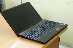 Laptop Sony Vaio VPCEB46FX (Core i5 460M, RAM 2GB, HDD 250GB, Intel HD Graphics, 15.5 inch)