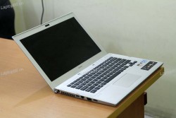 Laptop Sony Vaio SVT14115CVS (Core i5 3317U, RAM 4GB, HDD 500GB + SSD 32GB, Intel HD Graphics 4000, 14 inch)