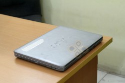 Laptop Sony Vaio VGN-NR160E (Core 2 Duo T5250, RAM 2GB, 160GB, Intel GMA X3100, 15.4 inch)