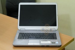 Laptop Sony Vaio VGN-NR160E (Core 2 Duo T5250, RAM 2GB, 160GB, Intel GMA X3100, 15.4 inch)