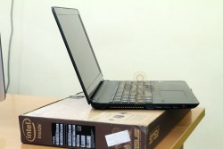 Laptop Sony Vaio SVF1521AGXB (Core i5 4200U, RAM 4GB, HDD 500GB, Intel HD Graphics 4400, 15.6 inch FullHD)