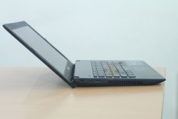 Laptop Asus X301A (Pentium B960, RAM 2GB, HDD 500GB, Intel HD Graphics 2000, 13.3 inch)