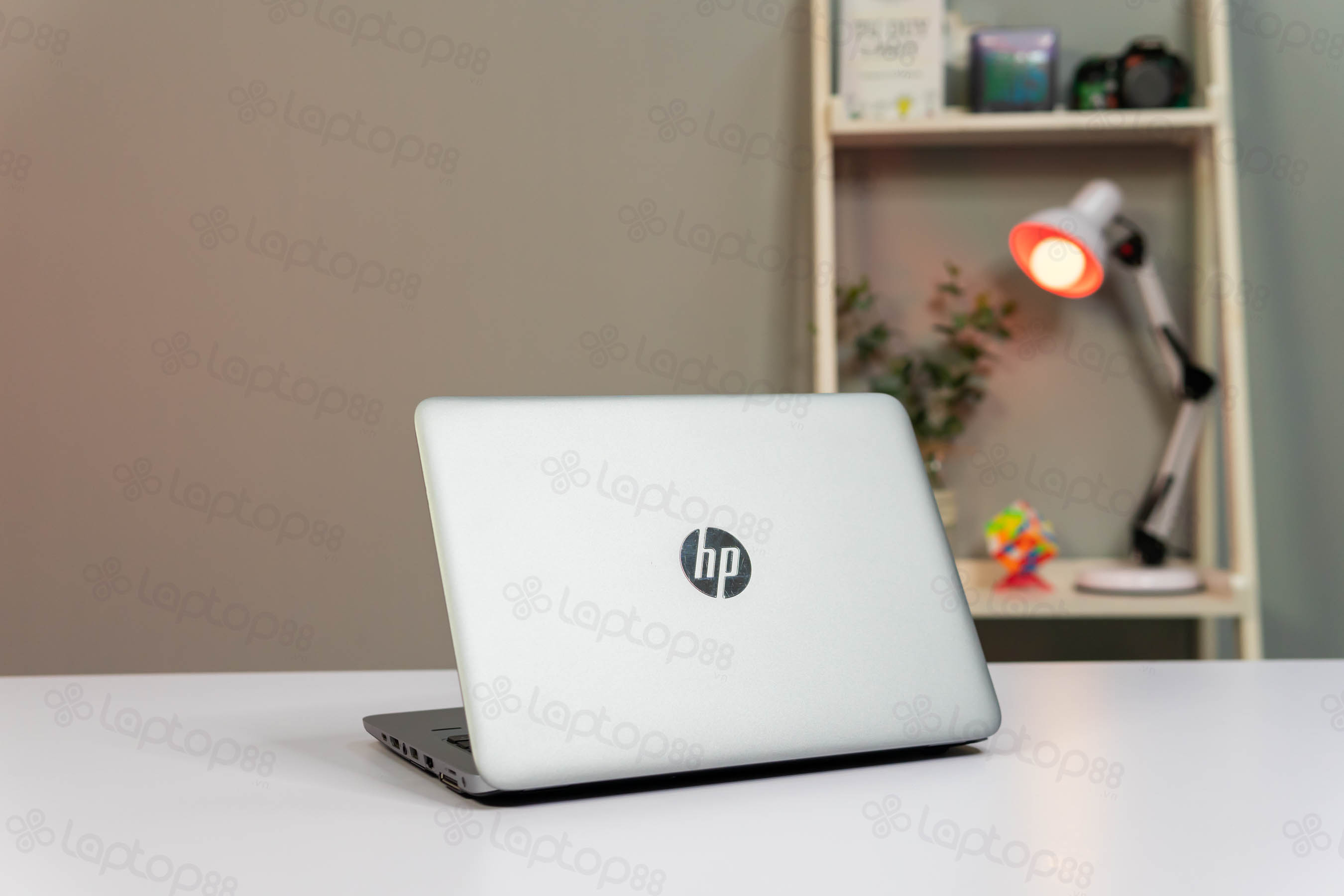 Laptop Cũ HP Elitebook 820 G3 - Intel Core i5