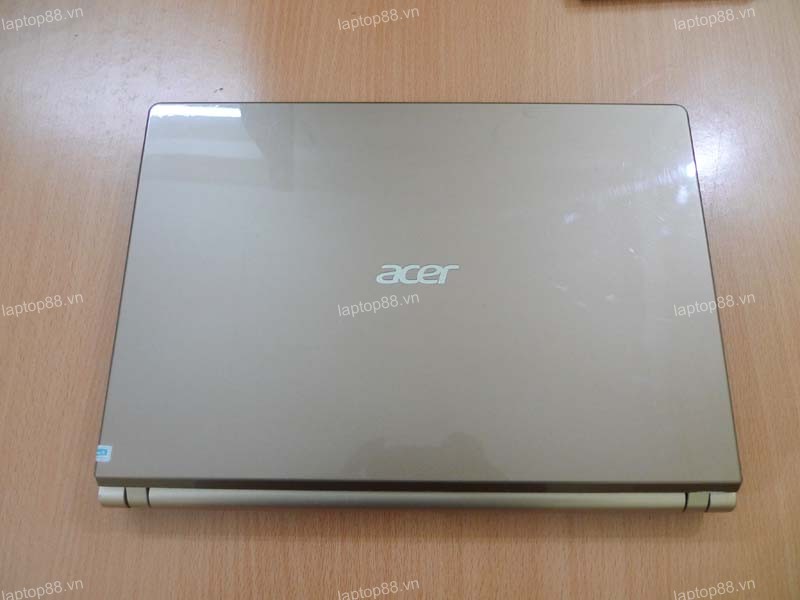 Ban laptop cu Acer Aspire V3-471 core i5