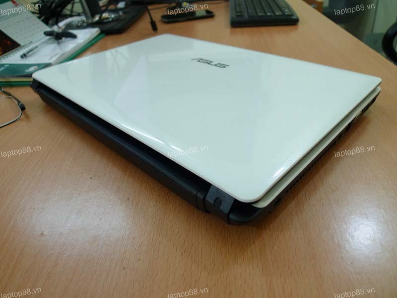 Laptop Asus K43S (Core i3 2330M, RAM 2GB, HDD 500GB, Nvidia Geforce GT 520M, 14 inch)6