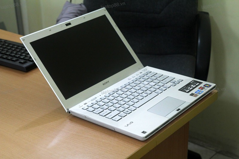 Bán laptop cũ Sony Vaio SA VPCSA2HGX core i7 giá rẻ tại Hà Nội